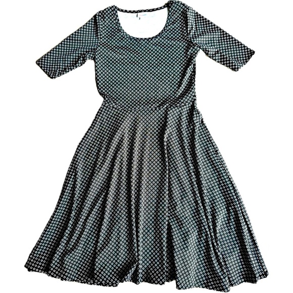 Nicole Black and White Patterned Dress - Picture 1 of 2
